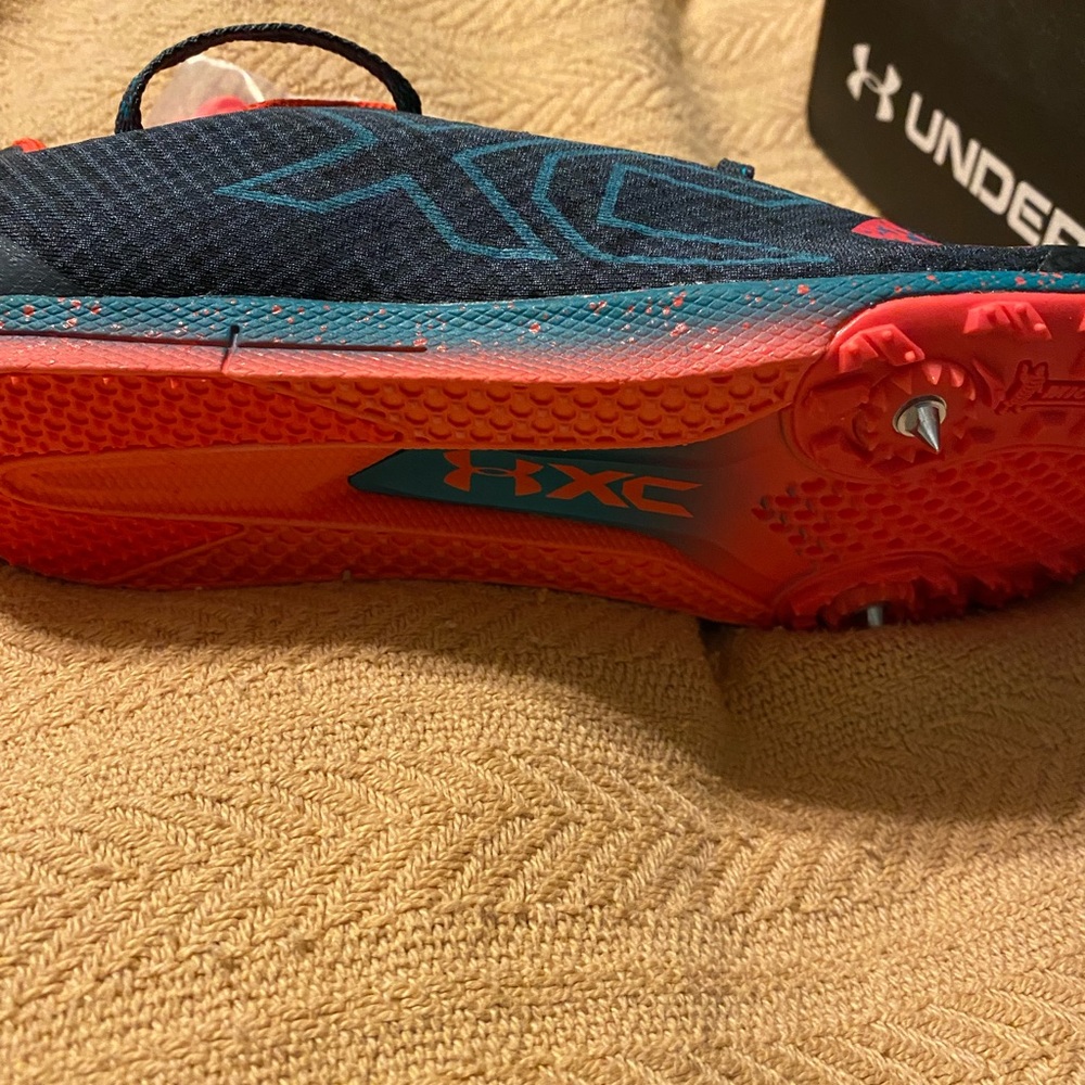 Under Armour Women’s Cross Country Tennis Shoes - Picture 8 of 9